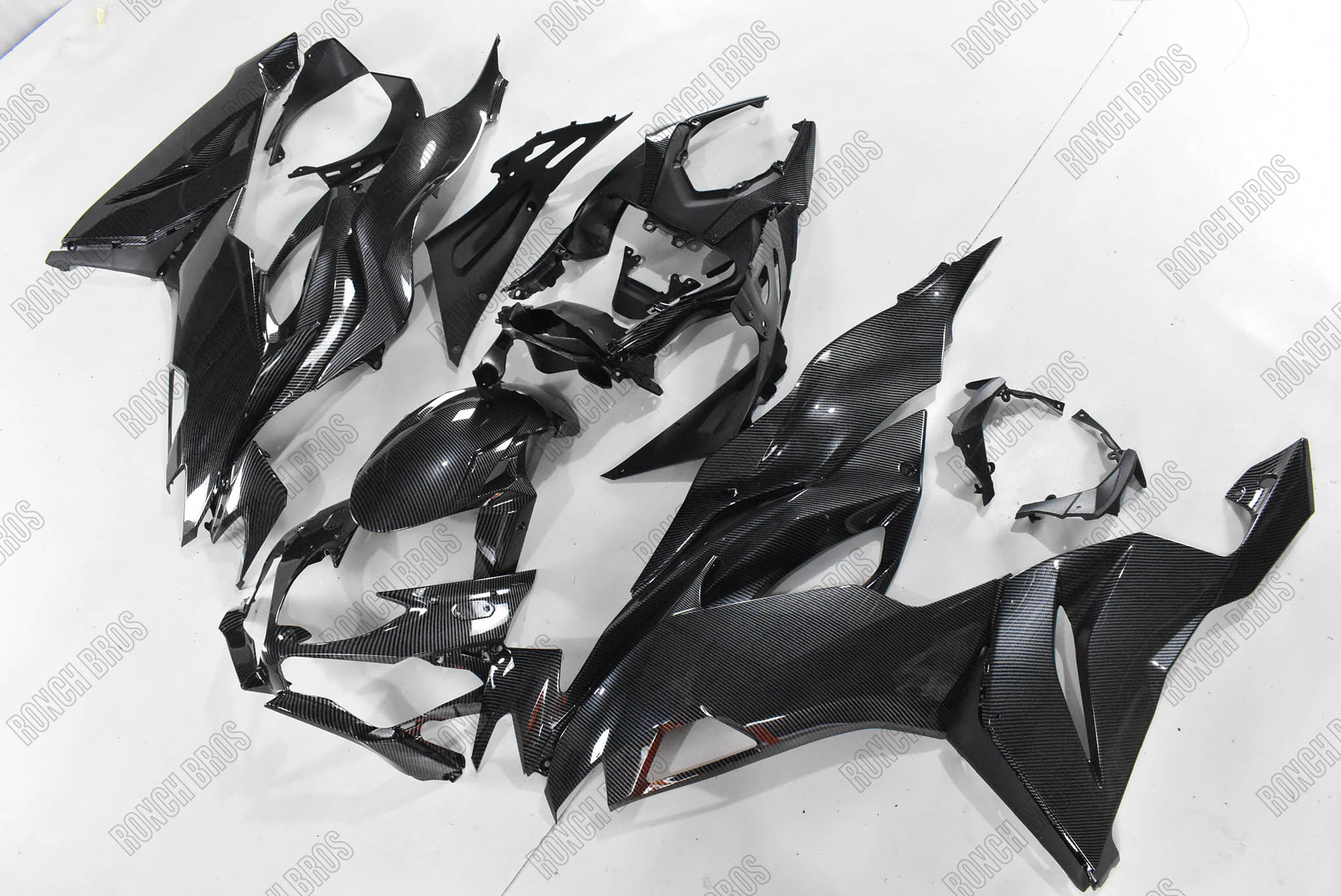 SeppDMV Carbon Fiber Tail Panel Cover For Yamaha R1/R1M/R1S (2015-2024) – 3K Gloss Finish Fairing