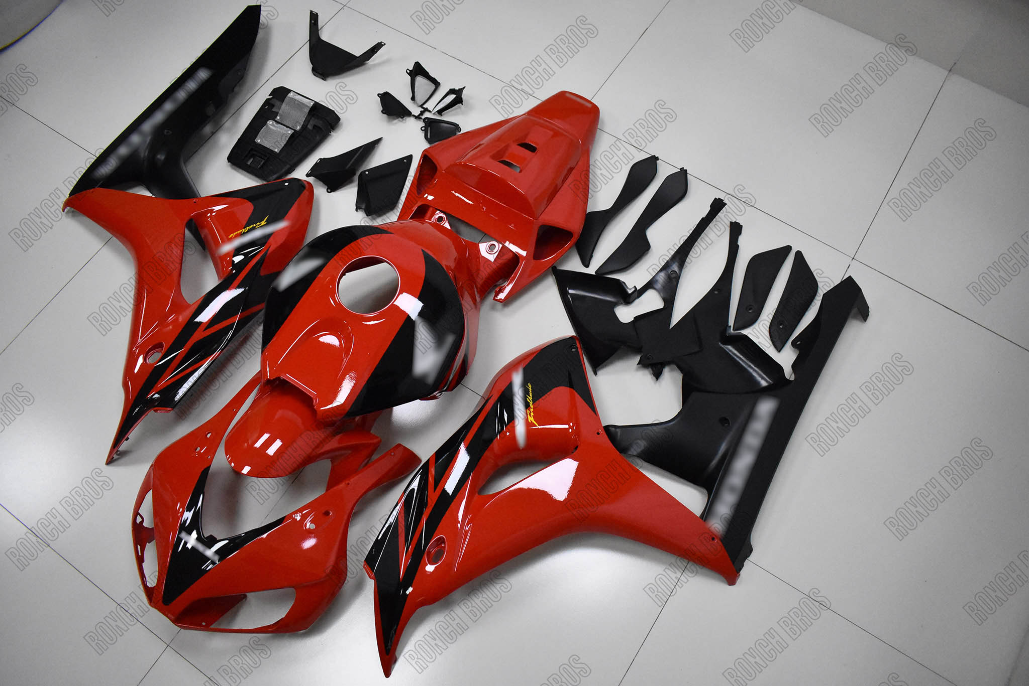 thumbnail image 2 of FWMT Red/Black ABS Fairing Kit For Honda CBR1000RR 2006-2007 – 21pc With Windscreen & Heatshield 2 of 4
