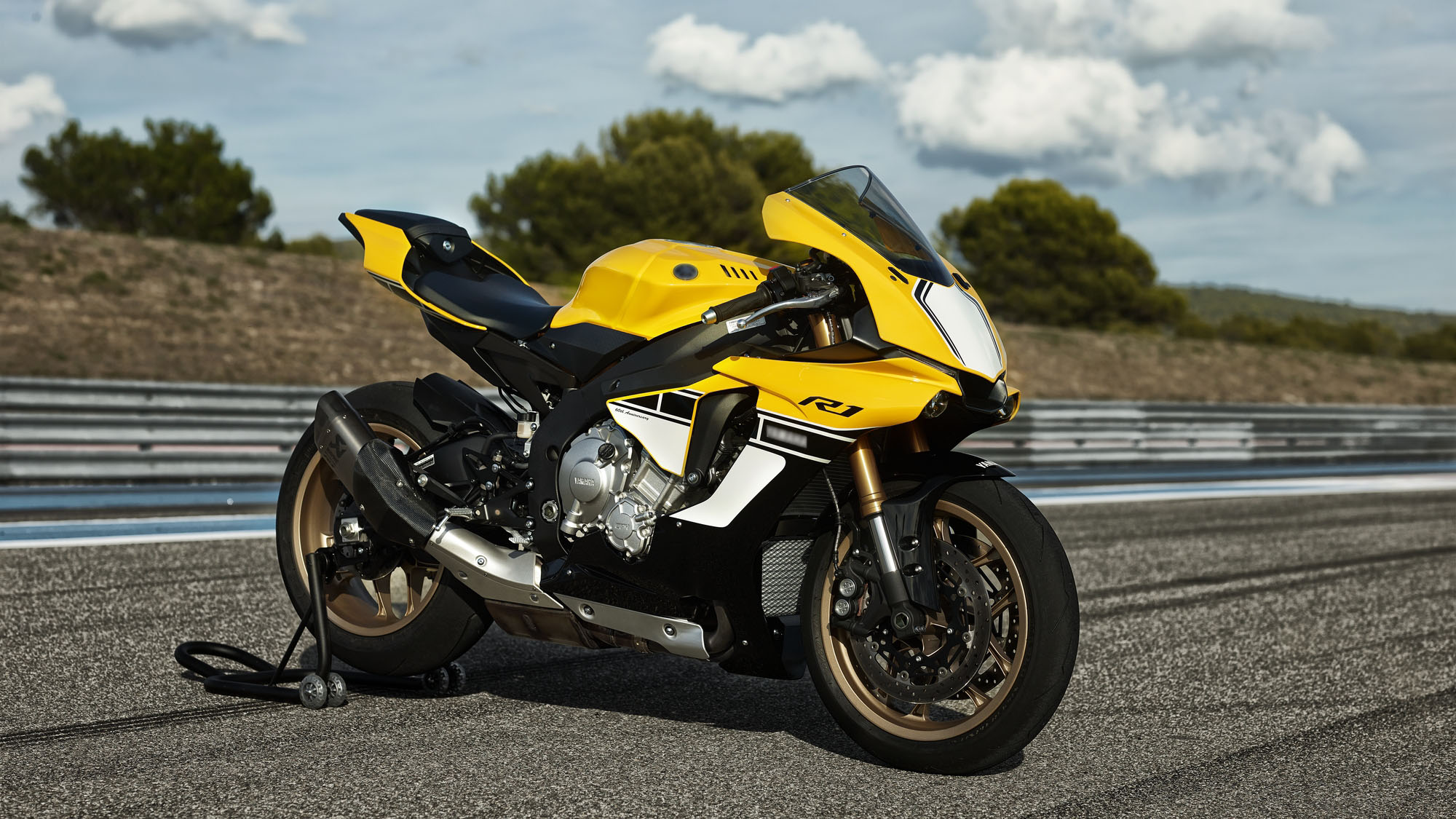 Premium Motorcycle Fairing Kits for 2015-2019 YZF-R1 | Ronch Bros